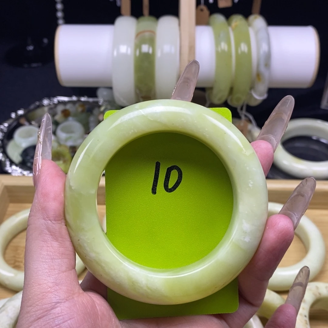 蛇纹石玉未镶嵌手镯55.5