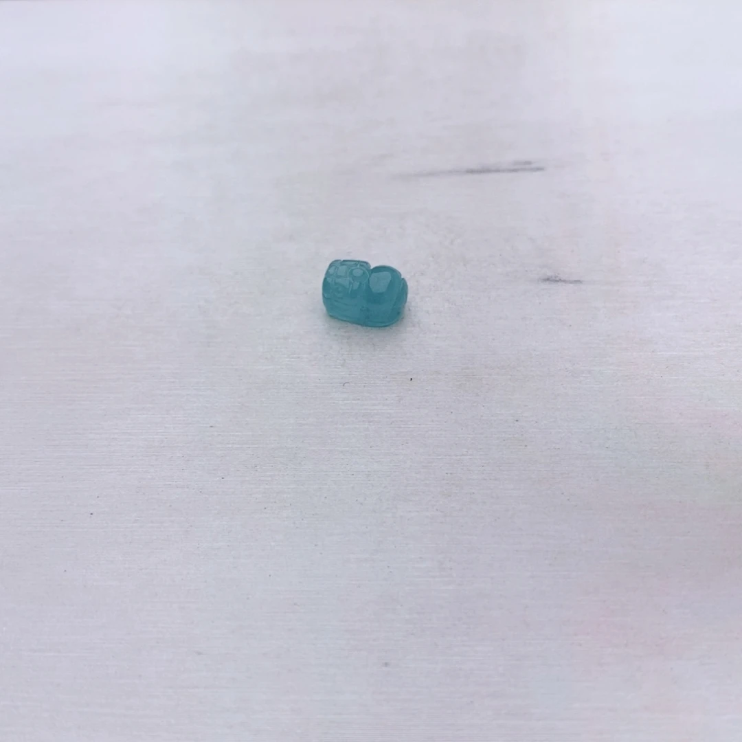 未镶嵌单颗貔貅m碧玺
