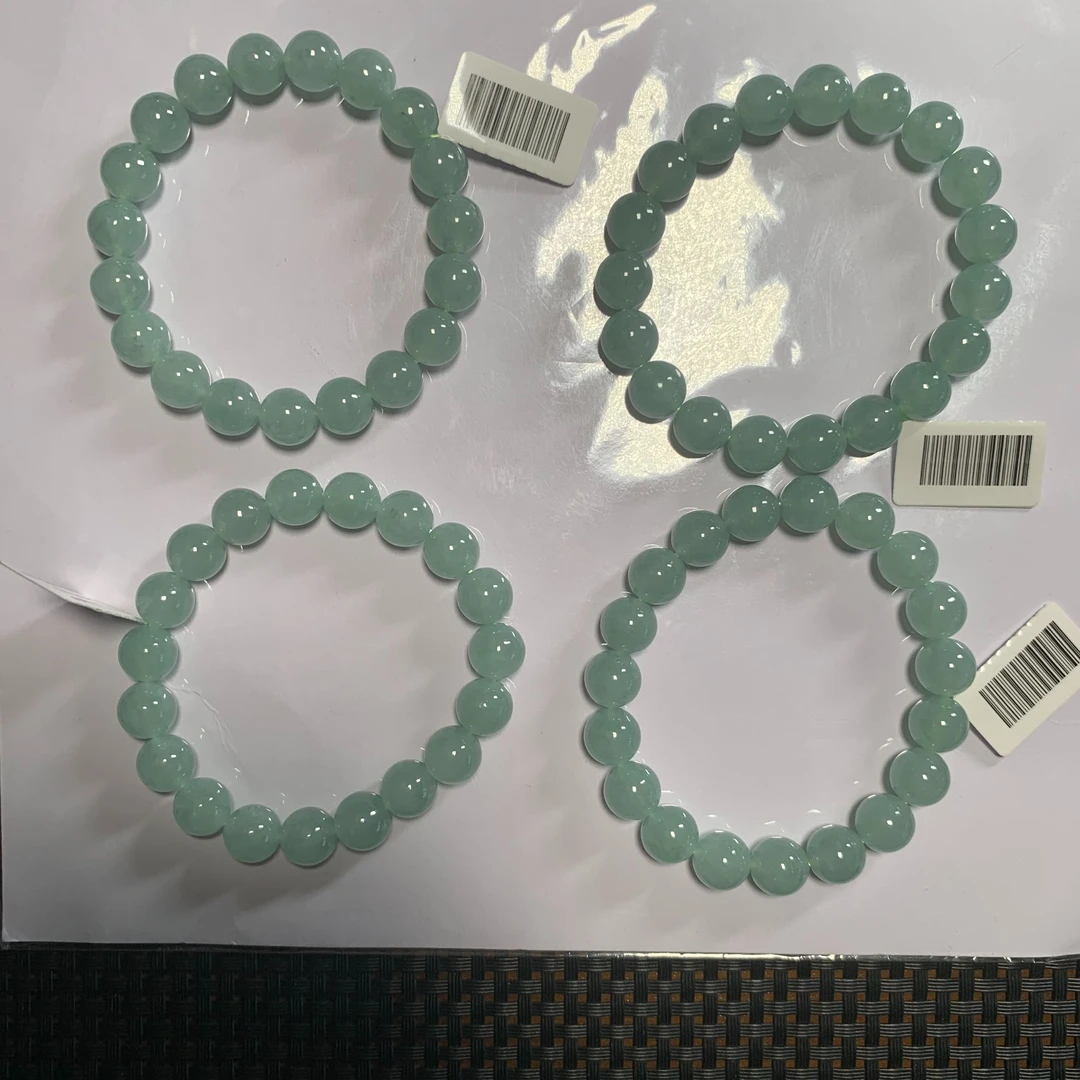 翡翠A货绿手串多样性发货，发一件 711