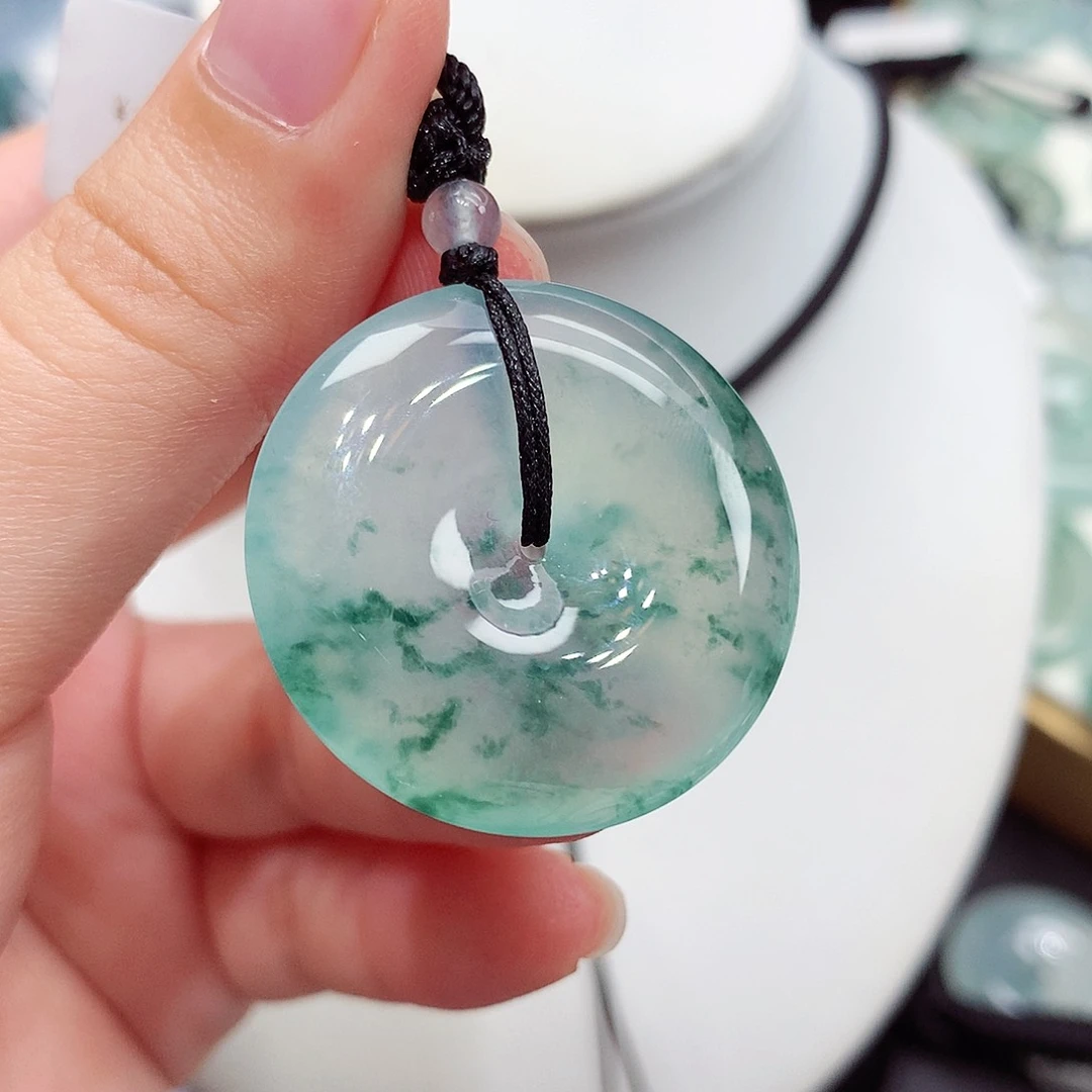 颈饰未镶嵌翡翠翡翠105，30.3/5.7