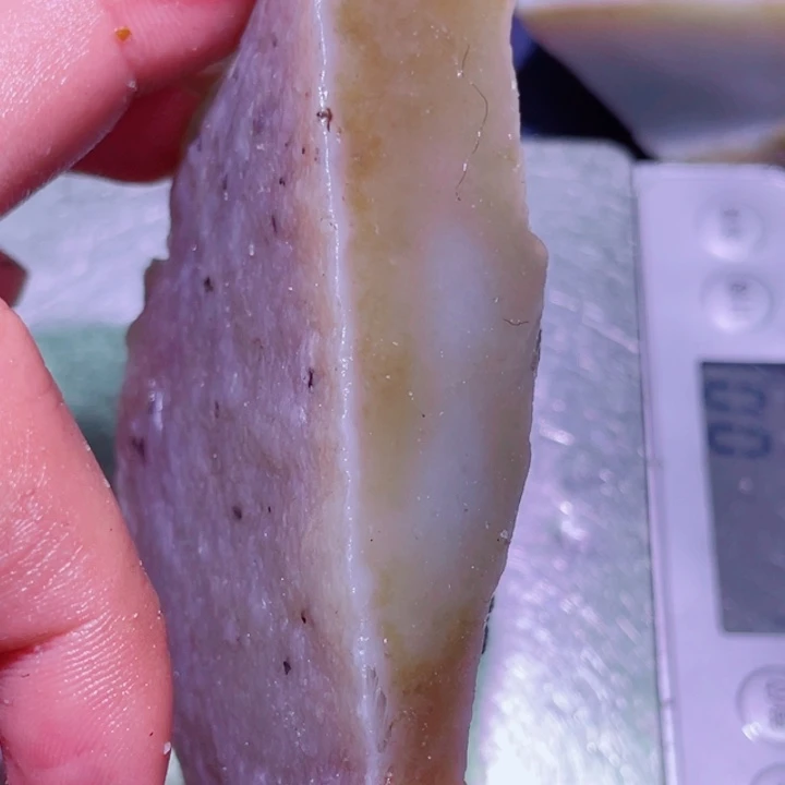 和田玉（糖玉）未镶嵌珠宝半成品