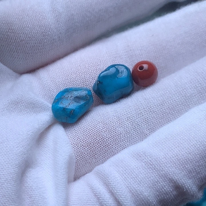 南红玛瑙未镶嵌珠宝奇石中****叔