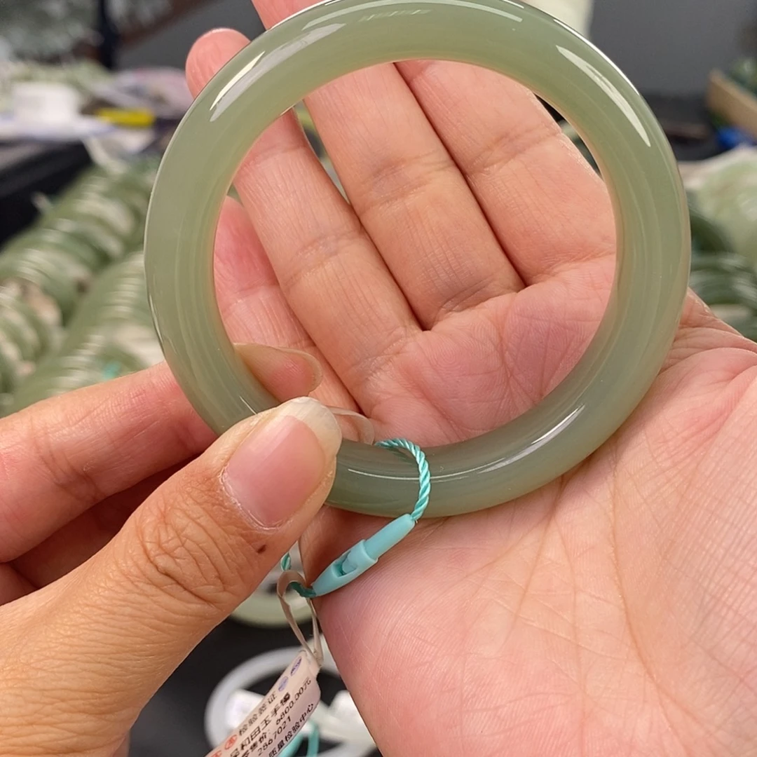 和田玉和田玉手镯54.55未镶嵌