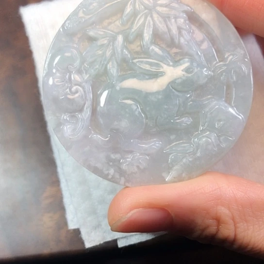 翡翠未镶嵌颈饰缅甸A货，每天下午1点半开播