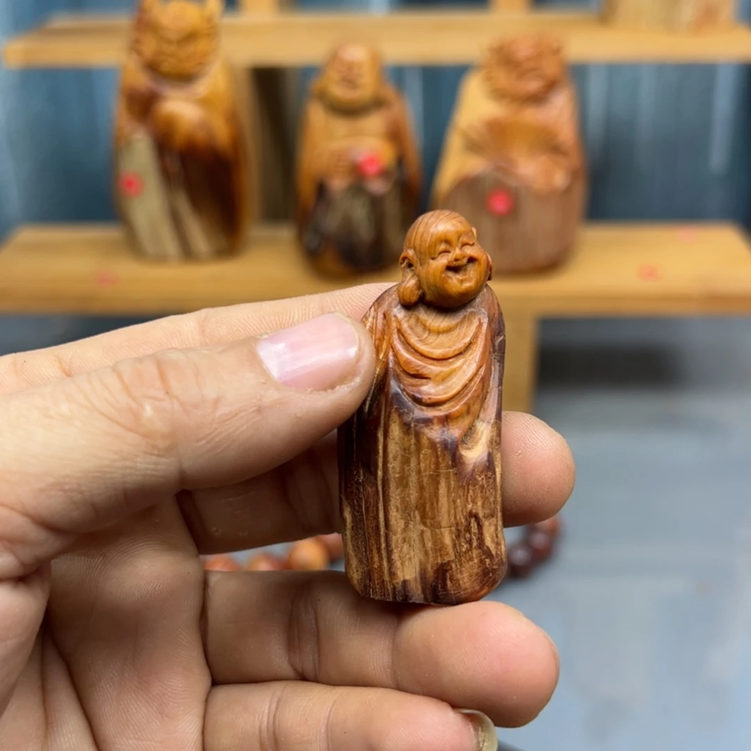 成***禅木崖柏木摆件手把件