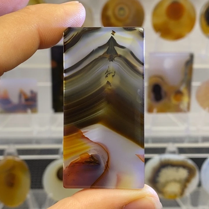 玛瑙/玉髓颈饰未镶嵌