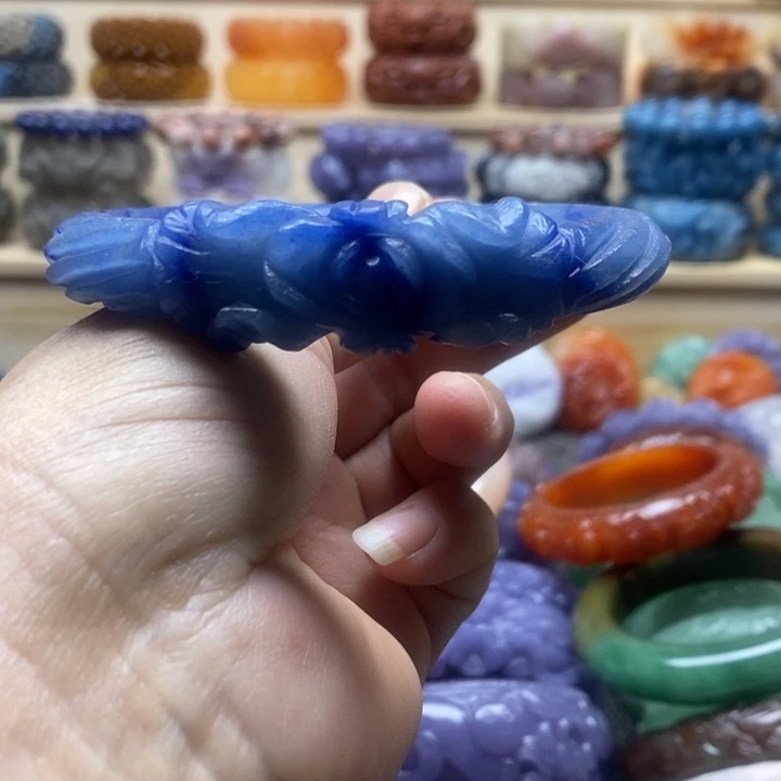 未镶嵌手镯石英质玉