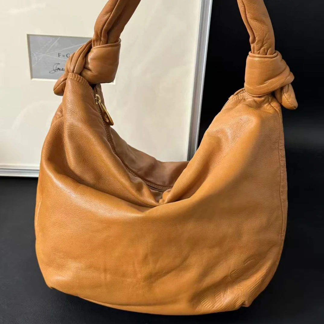 95新 LOEWE/罗意威 0 棕色全皮大logo手提单肩包