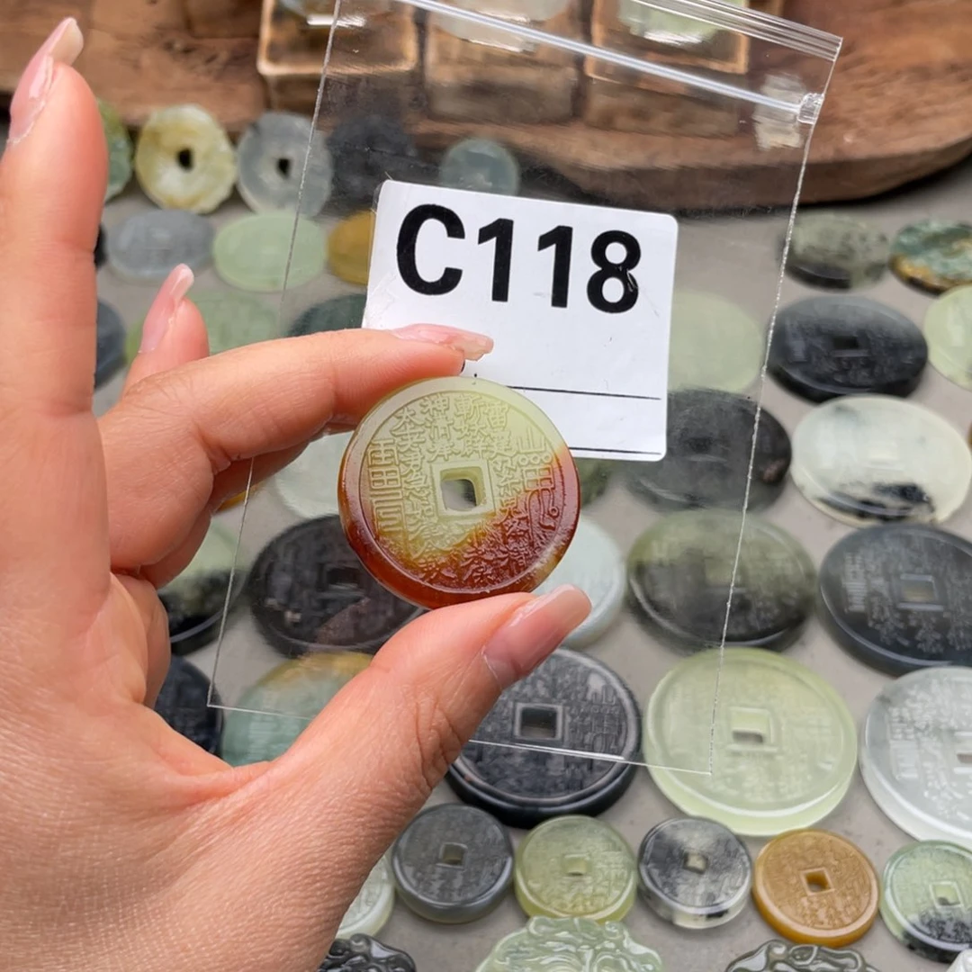 蛇纹石玉颈饰未镶嵌华*道