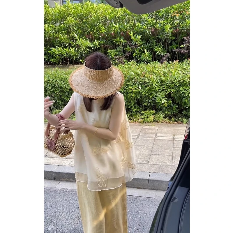 2025夏季新款重工绝美刺绣衬衫上衣显瘦半身裙两件套时尚套装