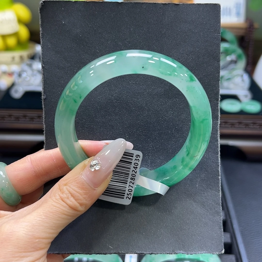 石英质玉（非洲翠）未镶嵌手镯59-60