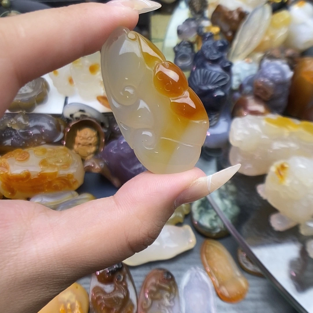 玛瑙/玉髓未镶嵌颈饰