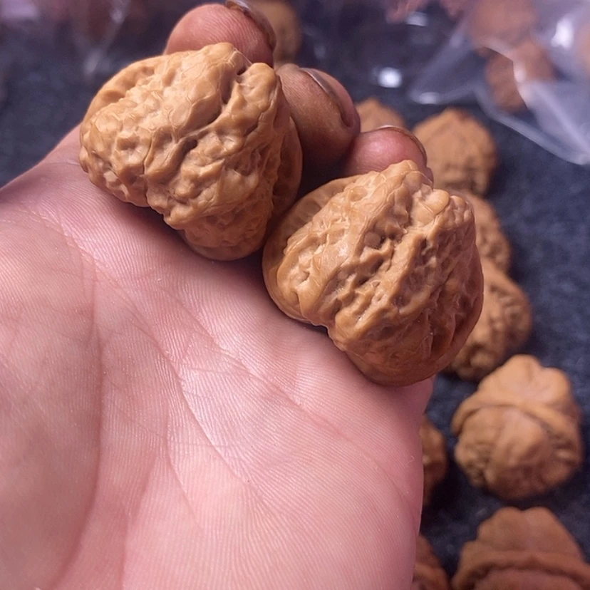 【闪购商品】文玩核桃吊坠37蛤蟆头