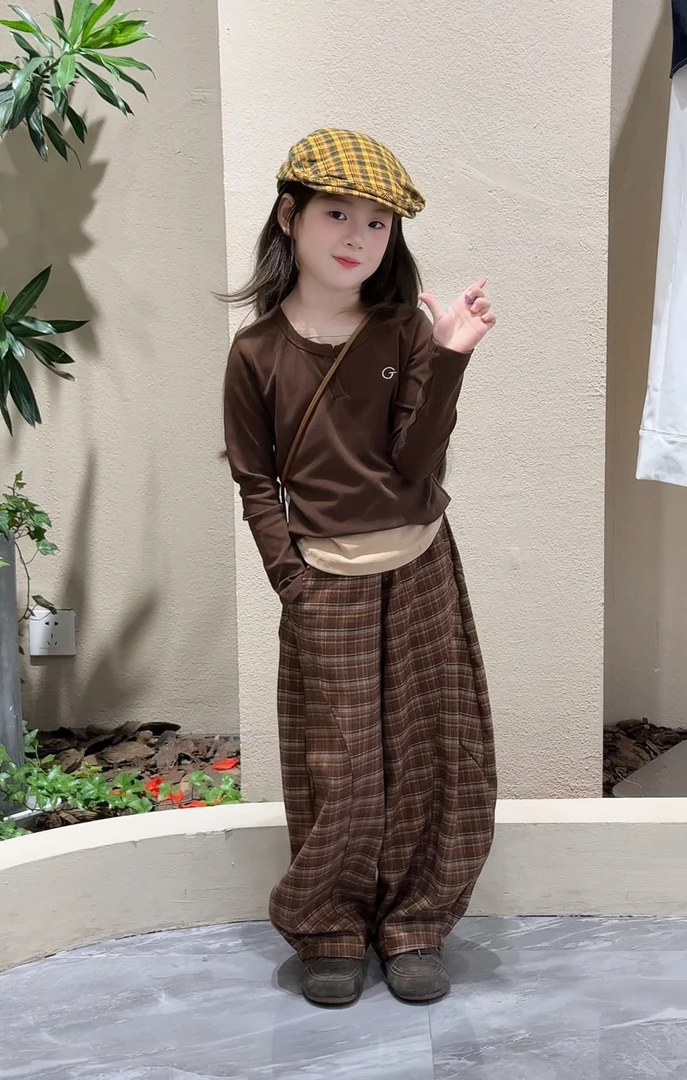 女童套装2025春秋装新款套装棕咖格纹复古休闲弯刀裤儿童T恤裤子