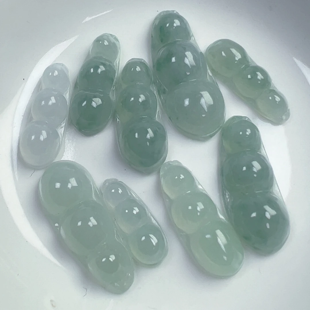 翡翠散珠翡翠飘花福豆一个