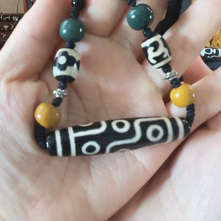 玛瑙/玉髓颈饰未镶嵌合金