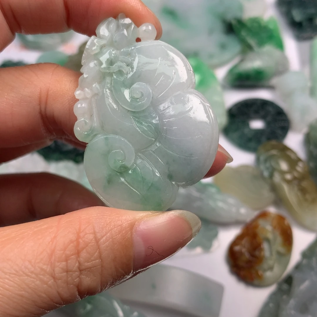 定制翡翠未镶嵌翡翠