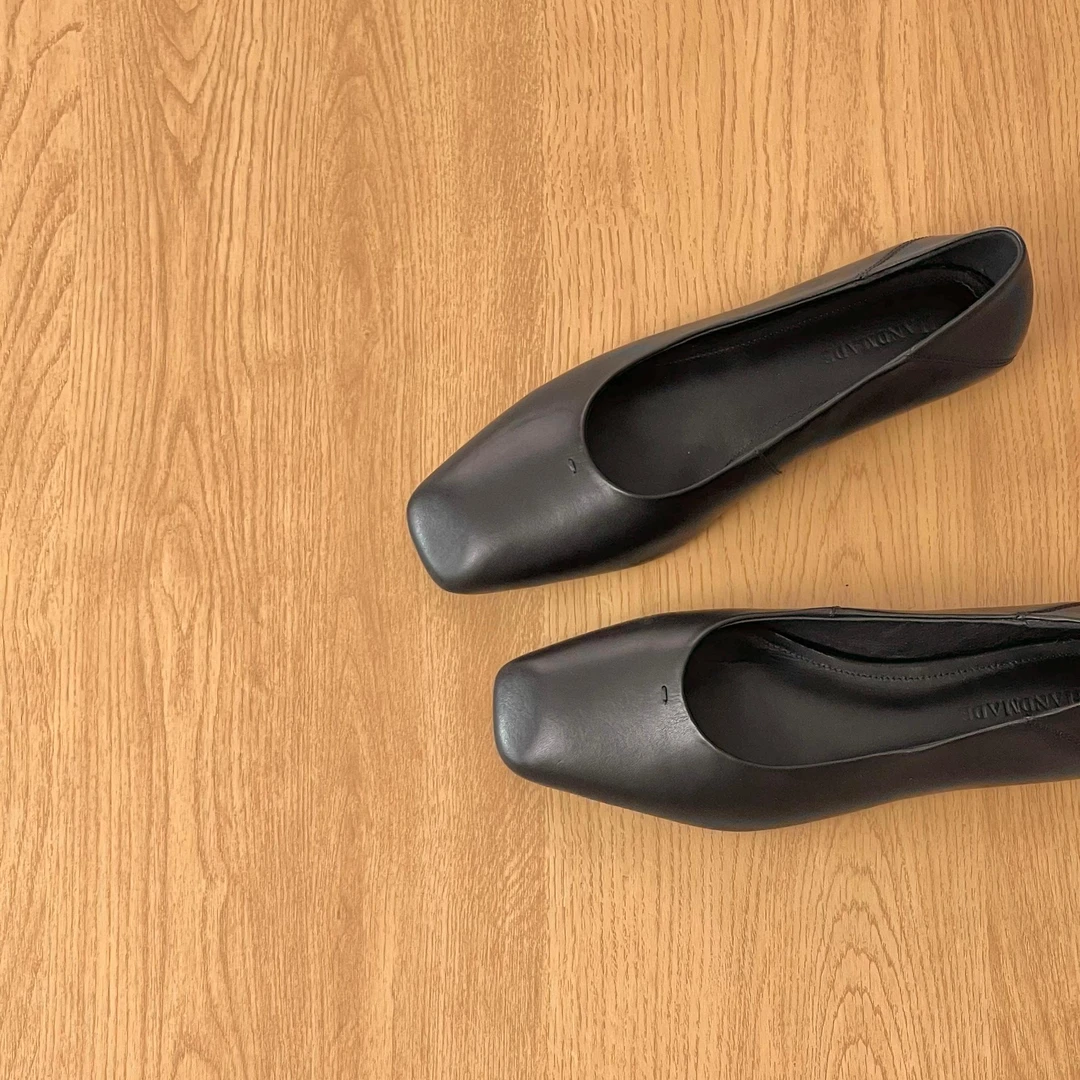 HUSSLOVE 头层牛皮·跟高1CM·百搭简约高级感一脚蹬浅口单鞋