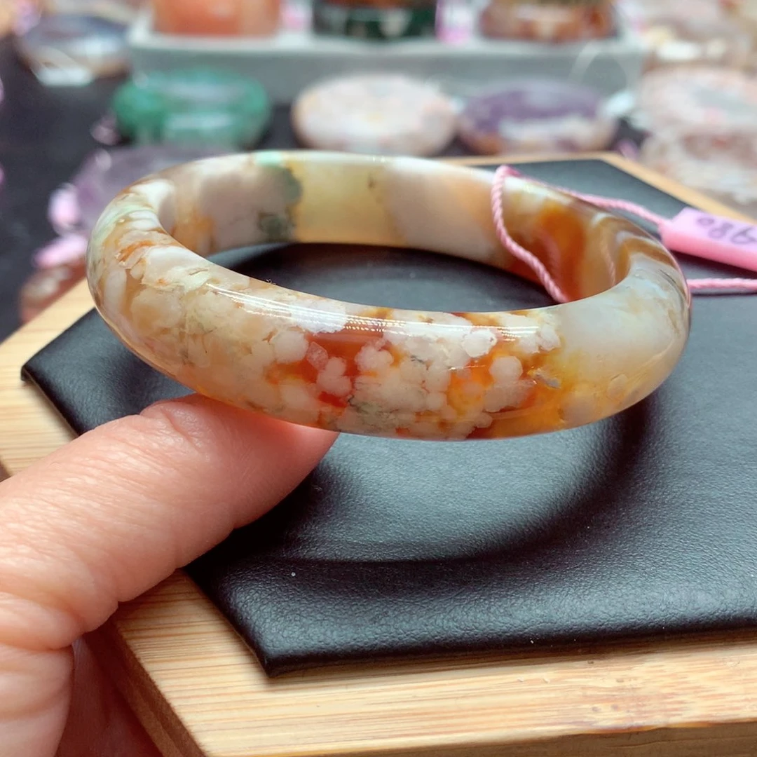 玛瑙/玉髓手镯未镶嵌雨*1