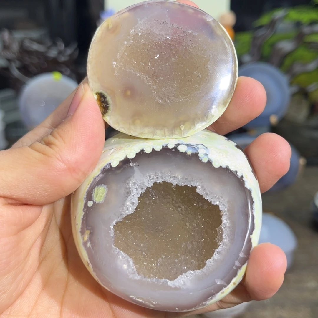 紫晶未镶嵌大型摆件（非配饰）