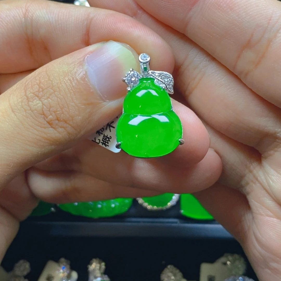 翡翠银S925镶嵌颈饰