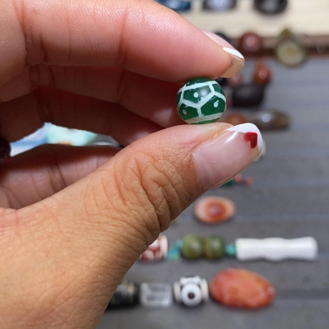 J***斌未镶嵌手链玛瑙/玉髓