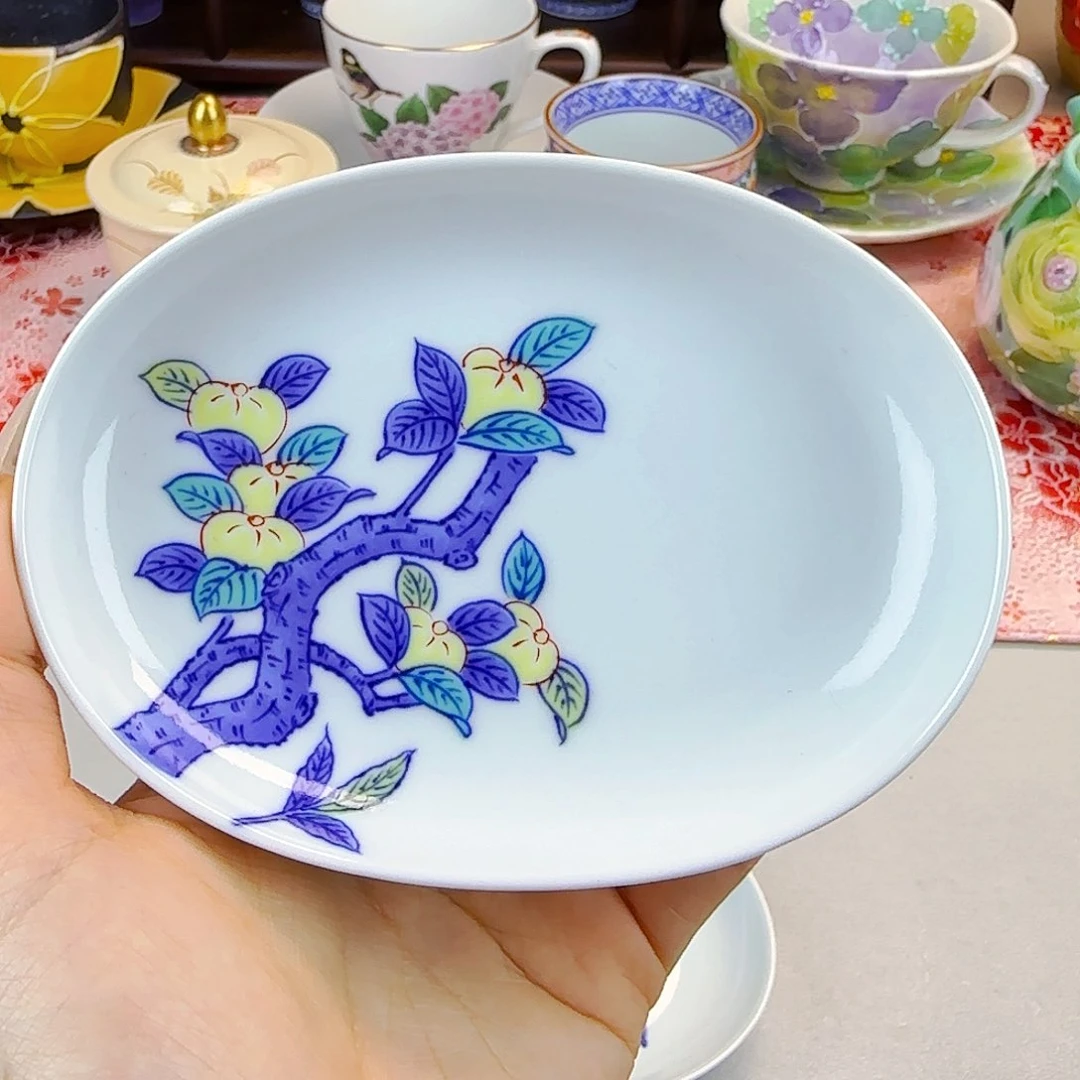 他家茶具瓷器真美