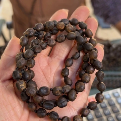 沉香手串白棋虫漏沉水19克卡0.6多样性发1串