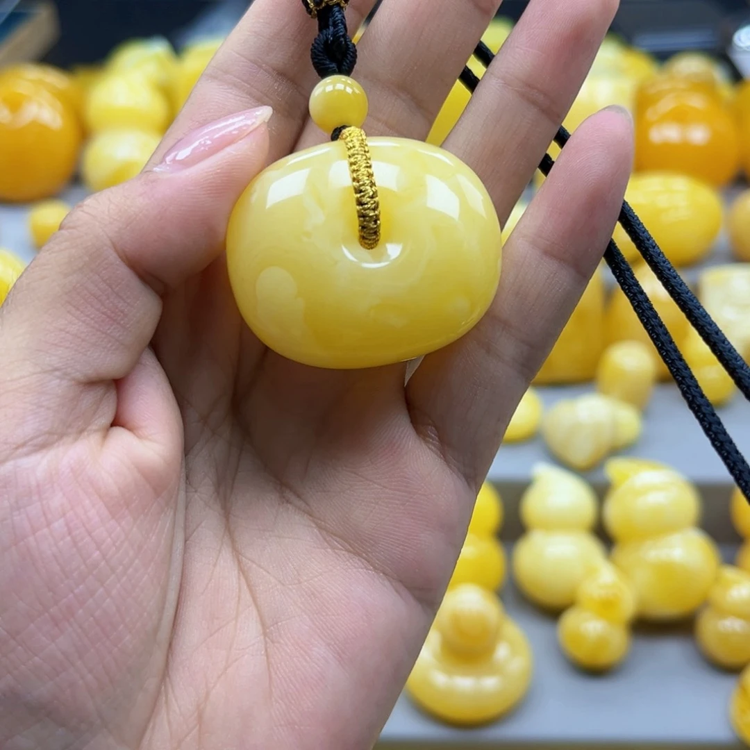 未镶嵌蜜蜡珠宝奇石