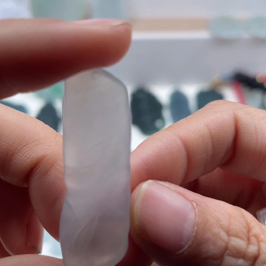 翡翠未镶嵌颈饰天然翡翠