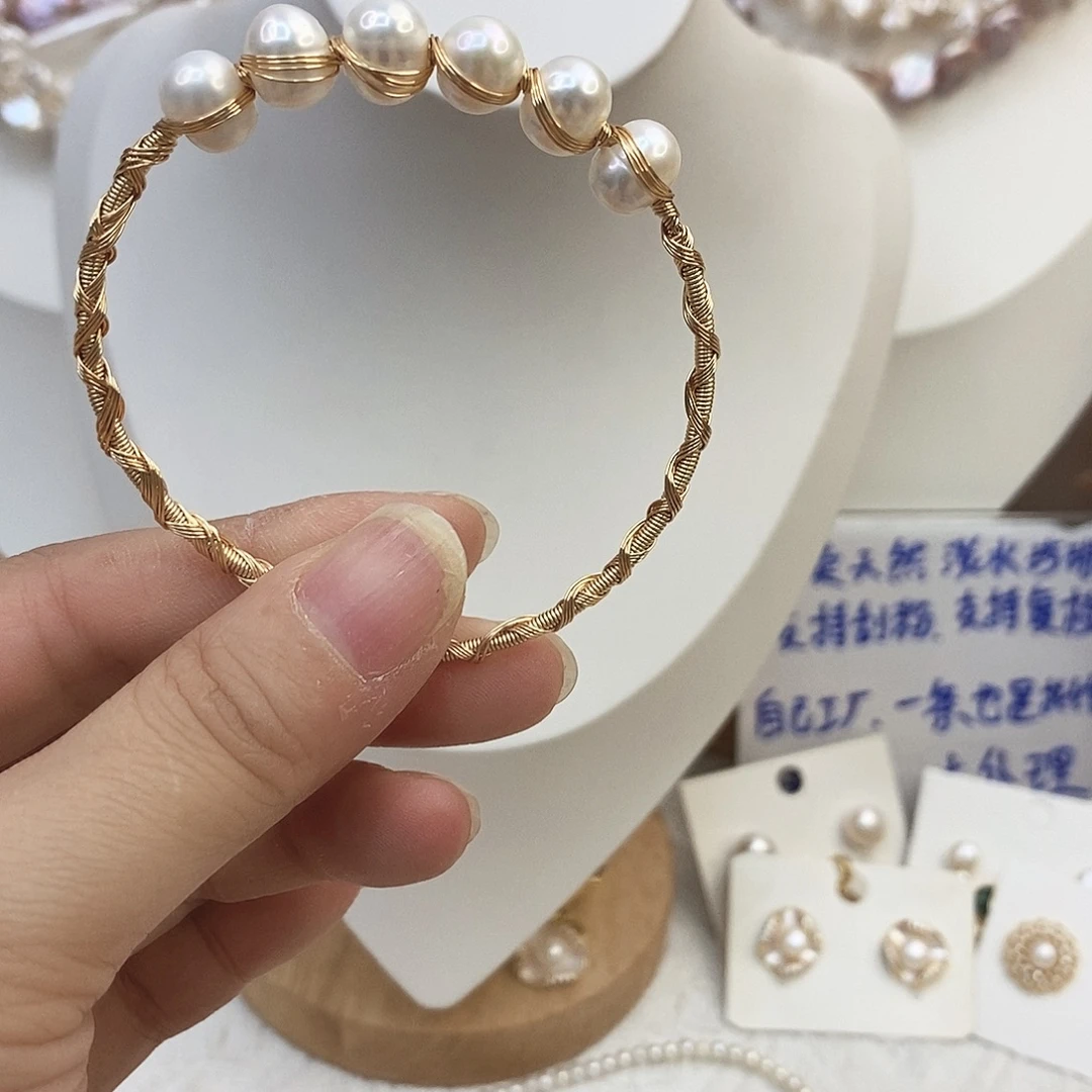 淡水珍珠钛钢颈饰