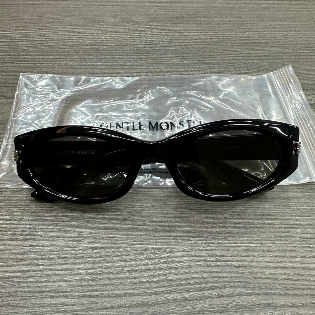 110  gentle monster mass 系列 黑色 墨镜 全新 带盒