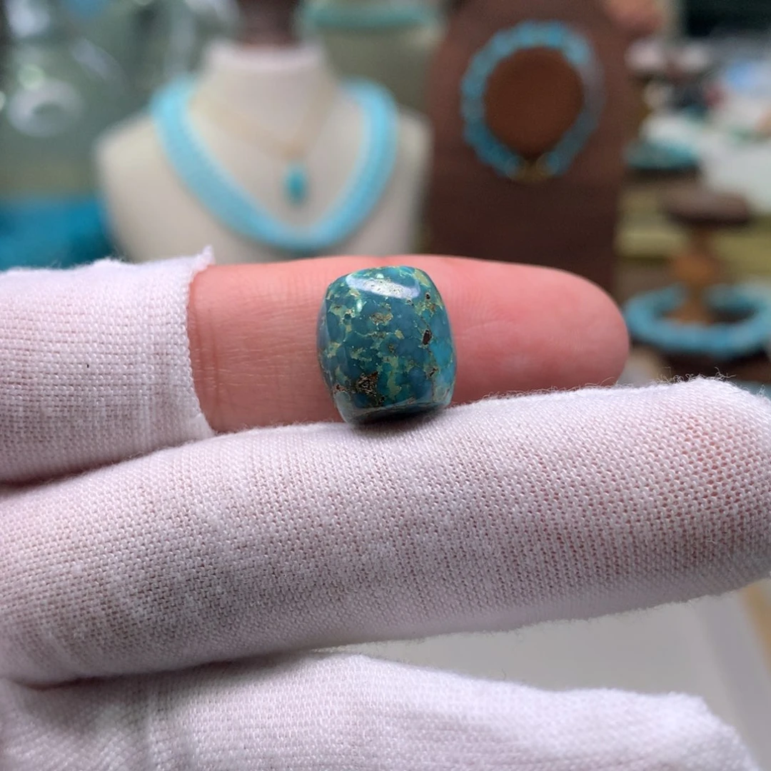 绿松石配饰未镶嵌