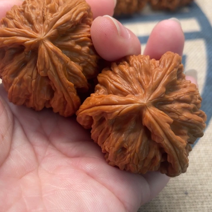 沈***厂核桃白狮子43核桃