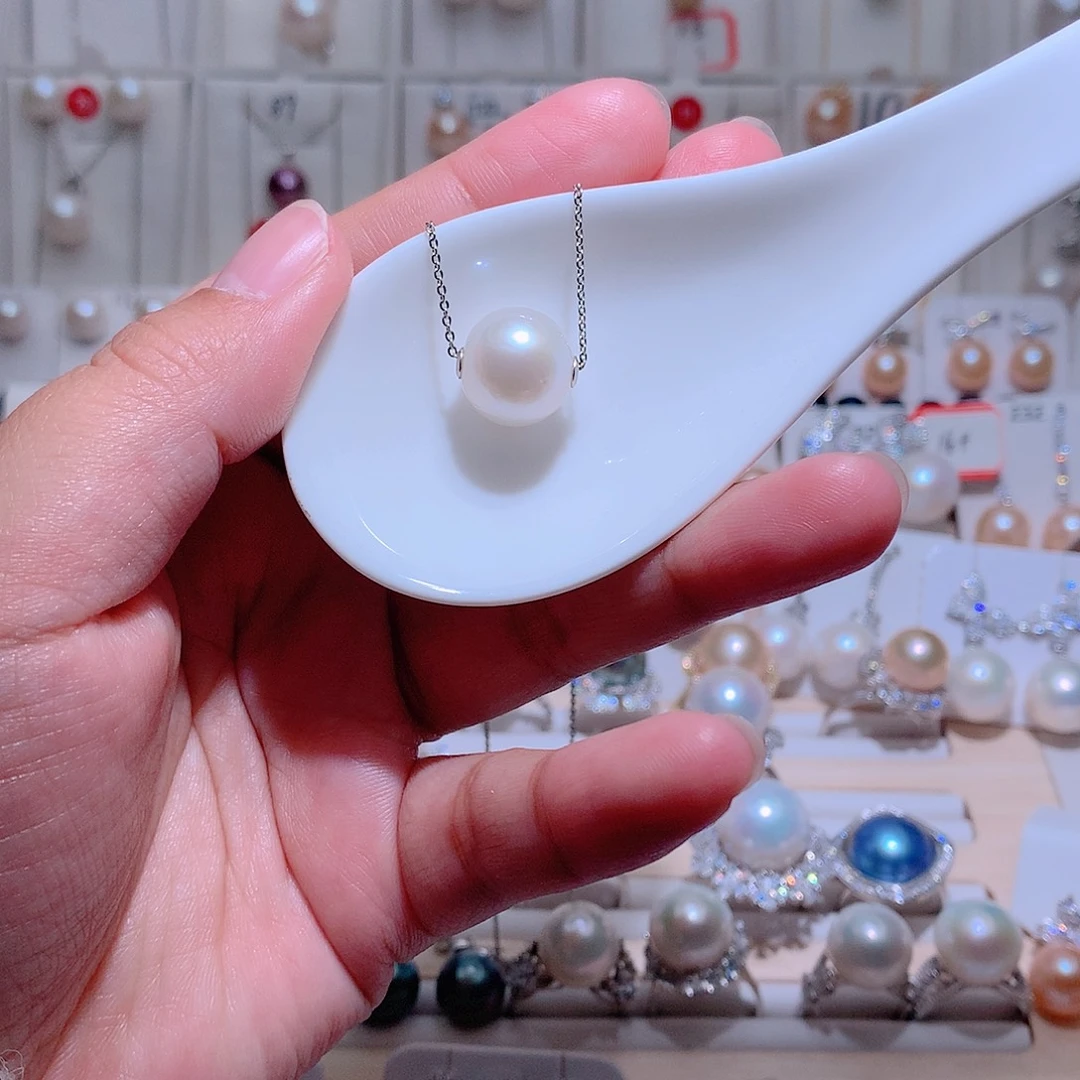 吊坠(赠链)淡水珍珠银S925镶嵌CC13.2mm