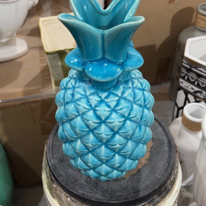 陶瓷花瓶微瑕捡漏出