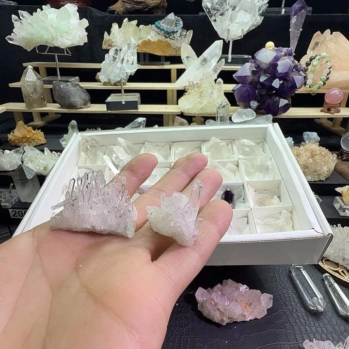 日***盛石材天然水晶摆件