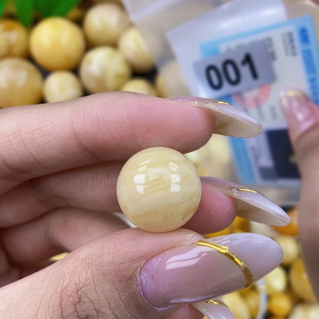 琥珀未镶嵌珠宝奇石15.1 粉