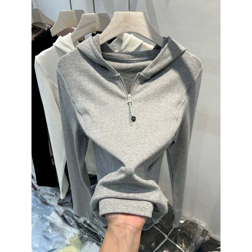 奥特莱斯~撤柜!半拉链长袖连帽t恤女早春休闲显瘦内搭打底衫上衣