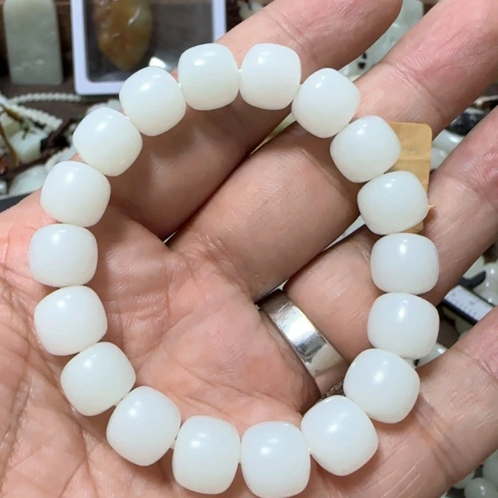 随***安手链未镶嵌和田玉