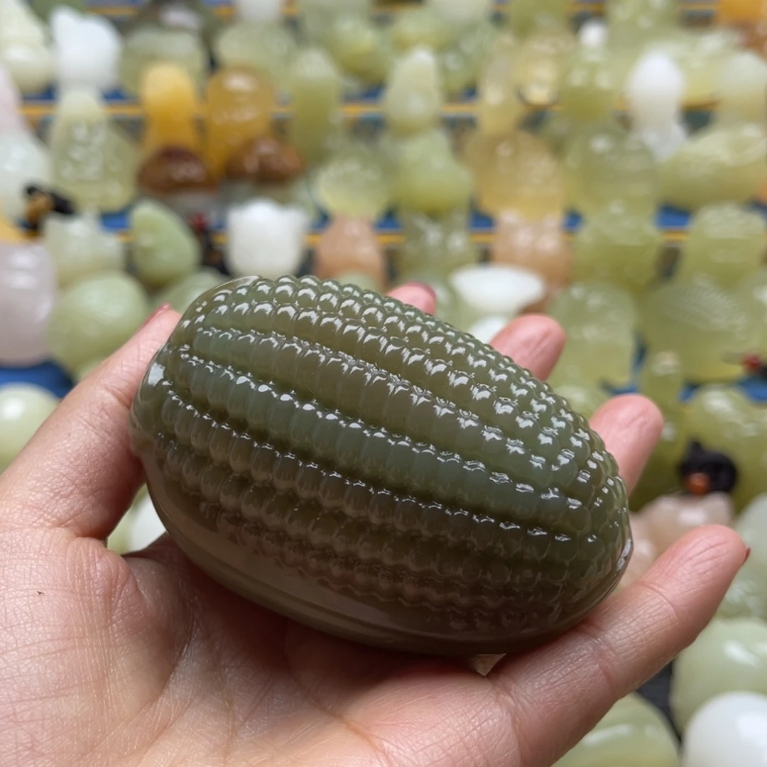 暄***天然雕刻桌面小摆件
