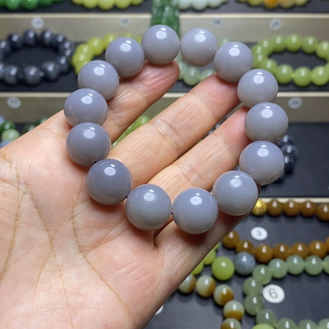 和田玉未镶嵌手串