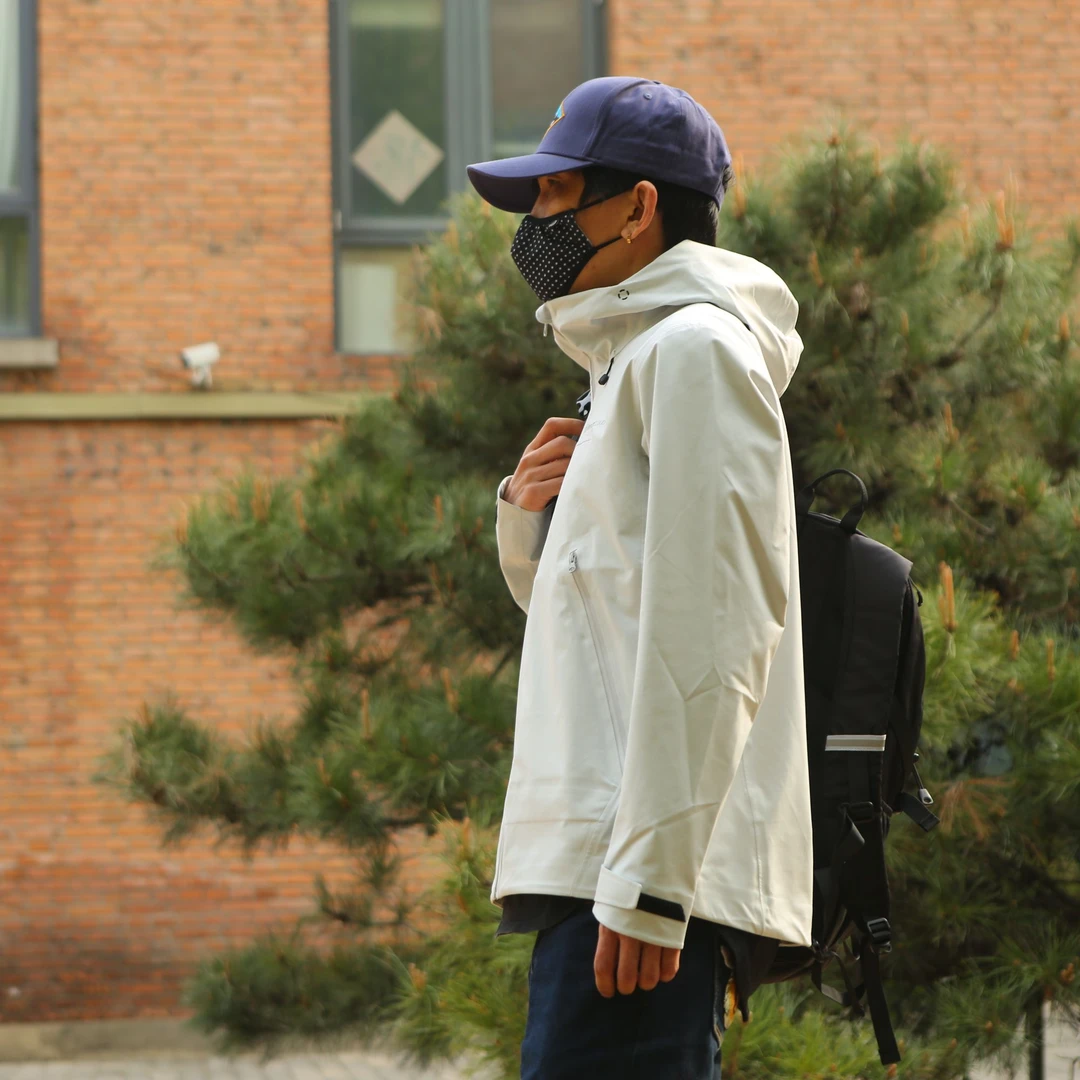 岩云新款立体剪裁户外三防软壳冲锋衣舒适防风外套情侣款