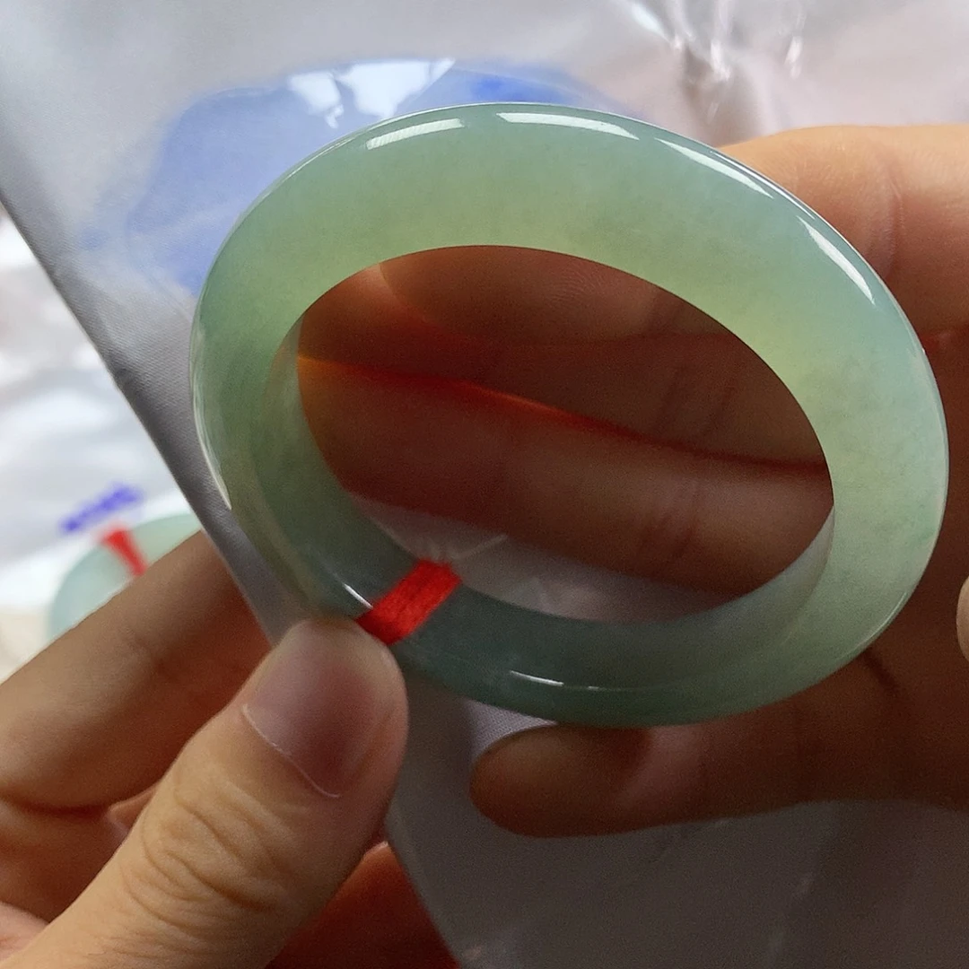 未镶嵌手镯翡翠翡翠