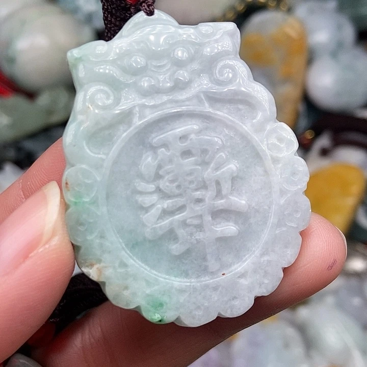 颈饰未镶嵌翡翠觉****聊