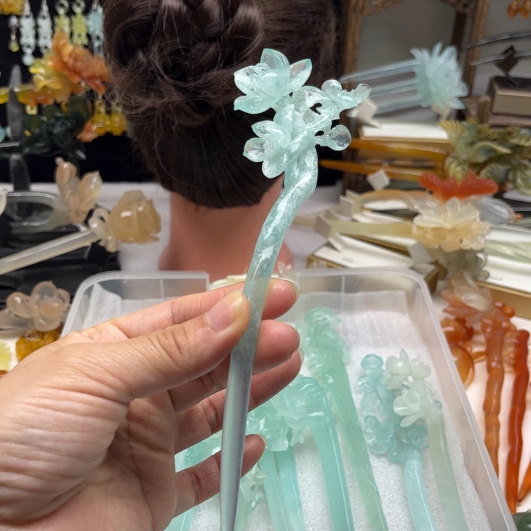 蛇纹石玉合金发饰朱*