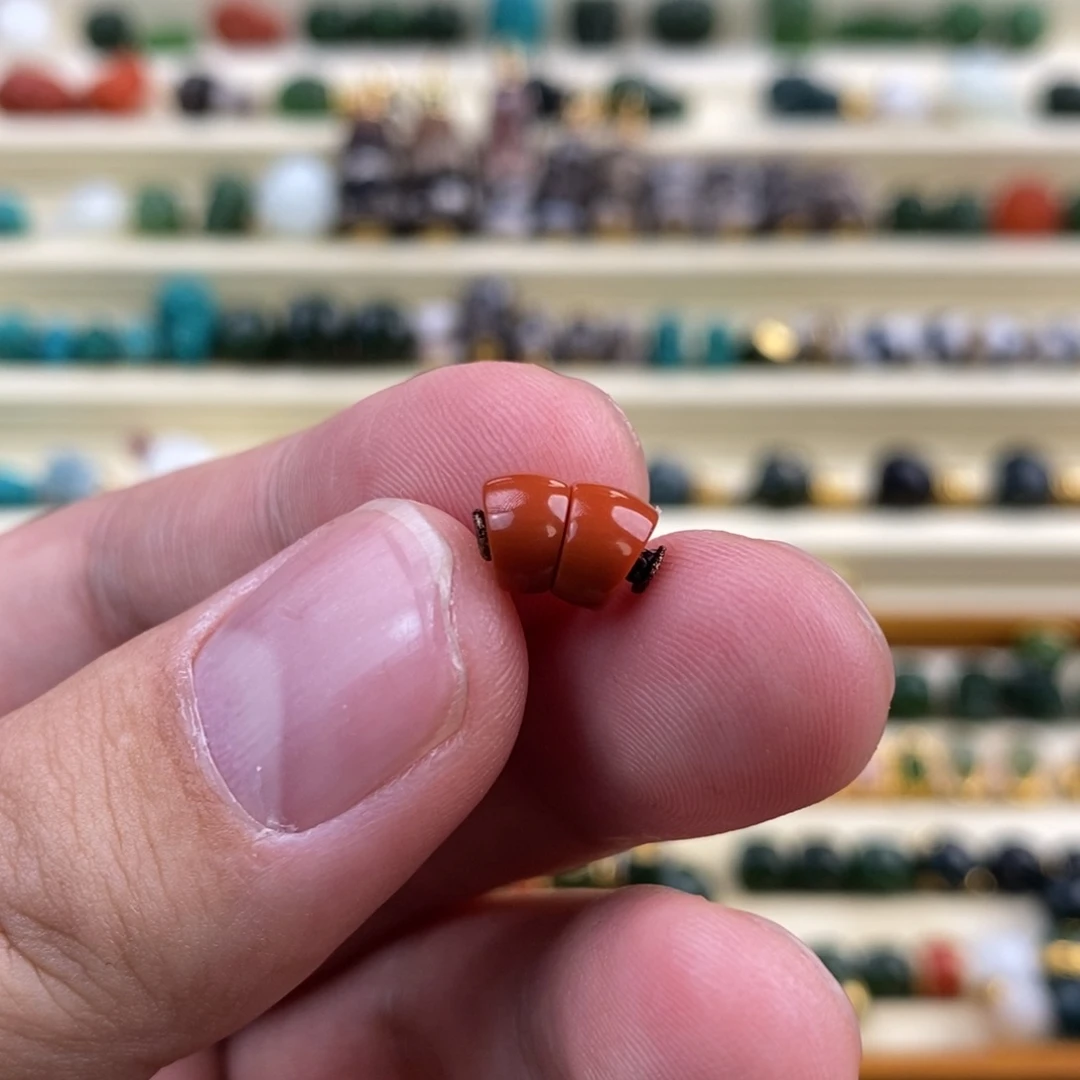 南红玛瑙颈饰未镶嵌