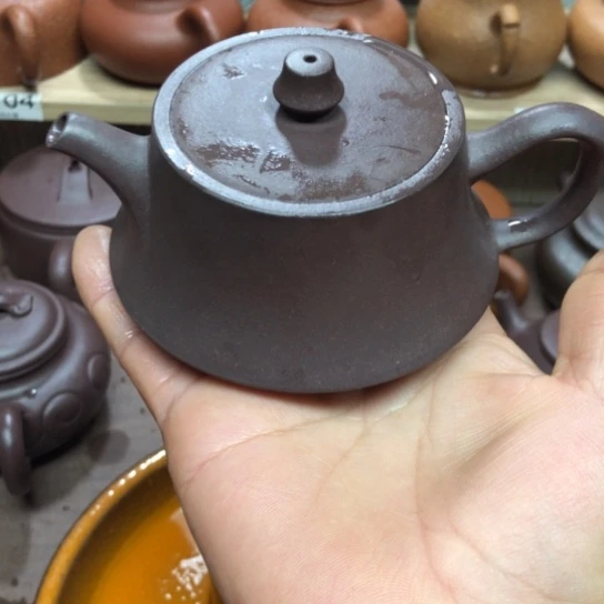 紫砂茶壶紫泥柱楚180豪升左右有瑕疵