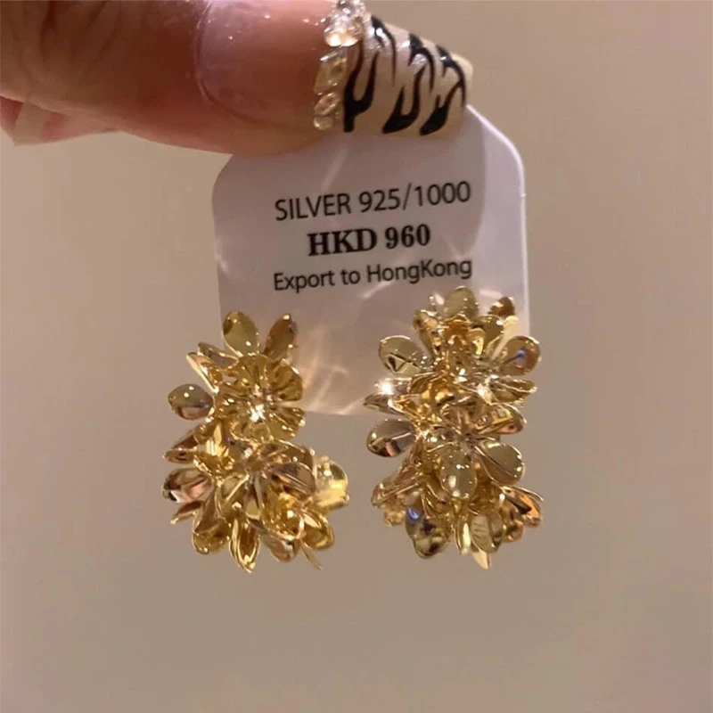 铜合金耳饰 时尚气质金色花朵耳钉小众设计高级感轻奢百搭耳环女