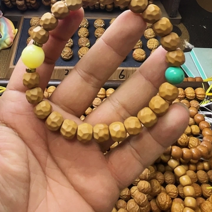 猴头核桃吊坠全品无相